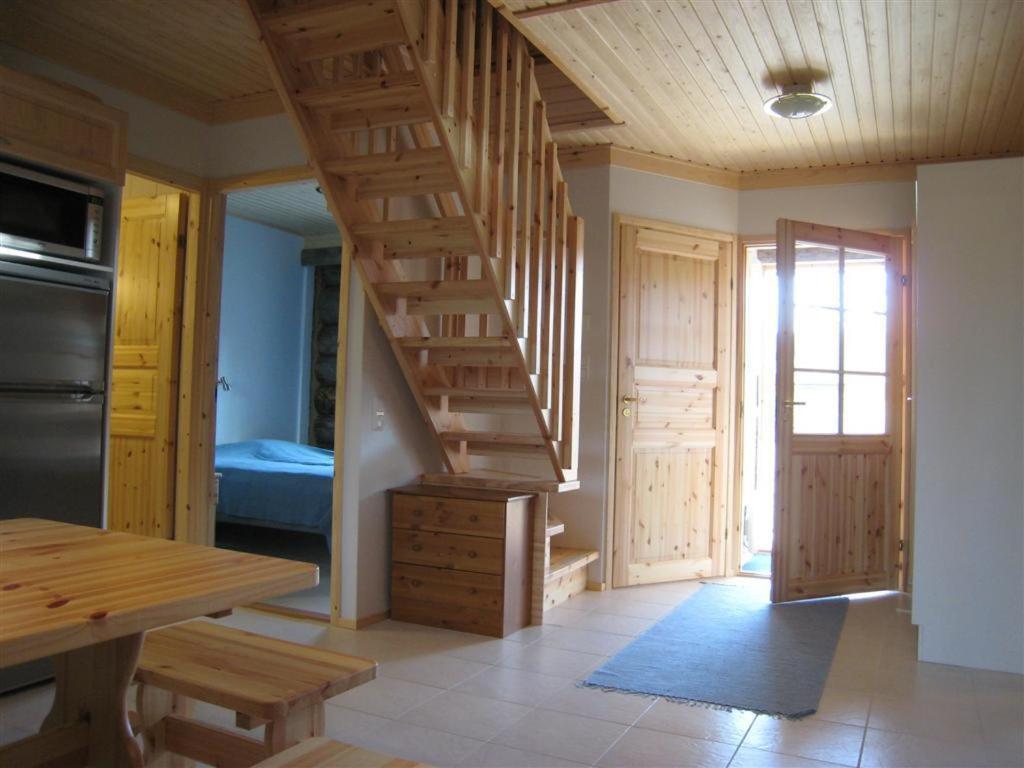 迷失小屋旅馆 Äkäslompolo 外观 照片