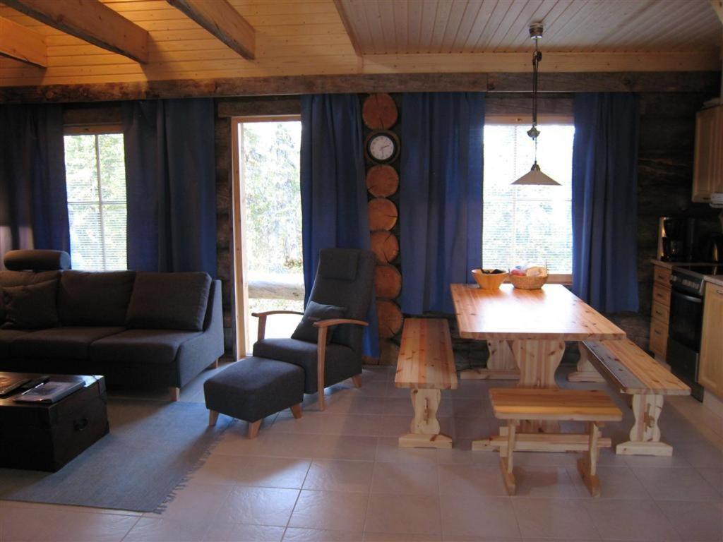 迷失小屋旅馆 Äkäslompolo 客房 照片