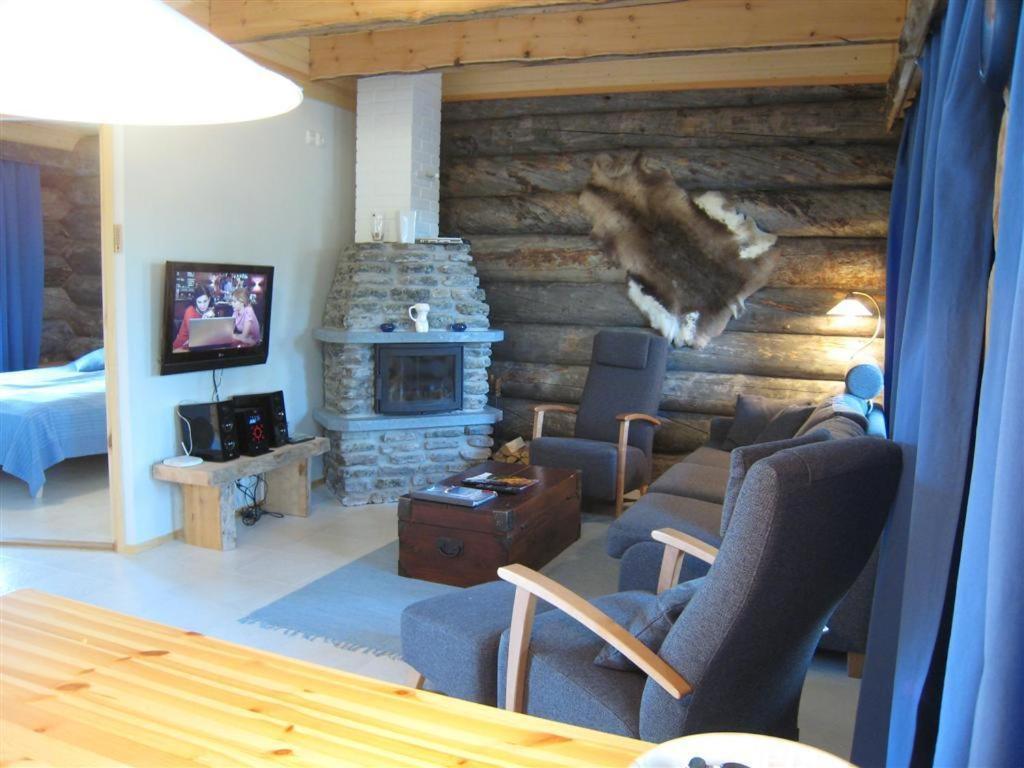 迷失小屋旅馆 Äkäslompolo 外观 照片