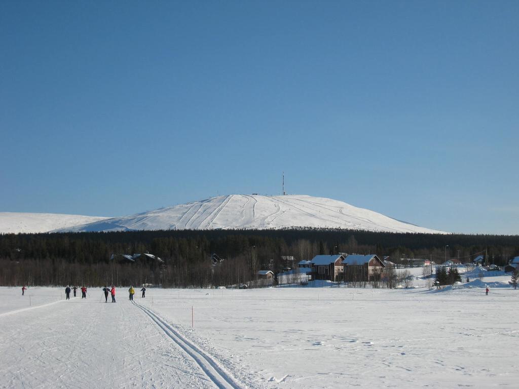 迷失小屋旅馆 Äkäslompolo 外观 照片